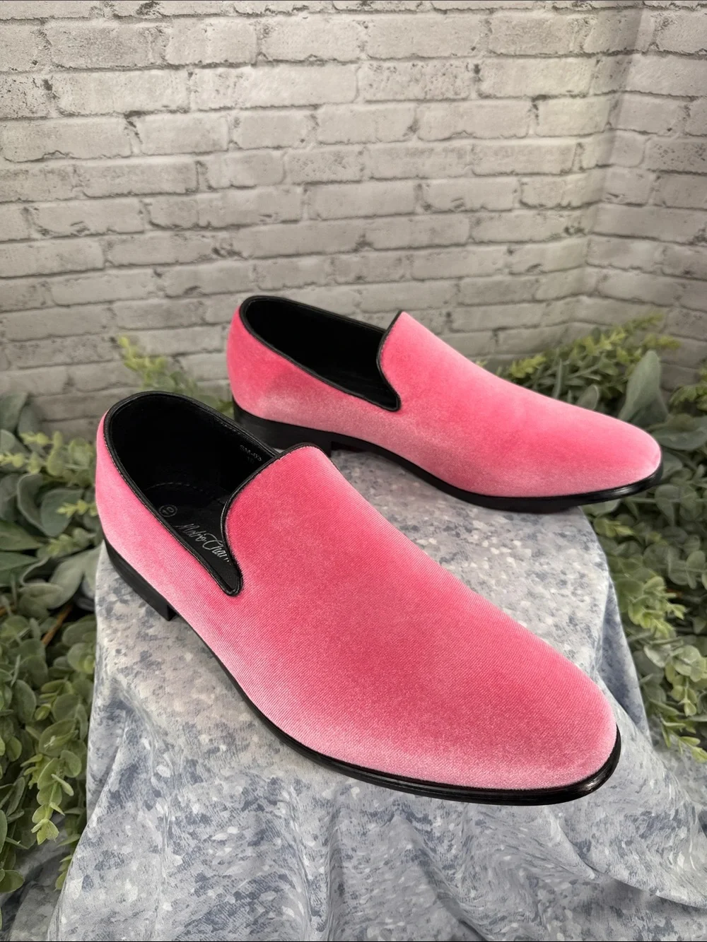 METRO CHARM - Pink Velvet Classic Fashion Dress Loafer - Mens 10M 🩷 VGUC